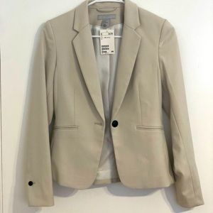 Beige blazer from H&M size 4. Brand new, never been worn, with tag.